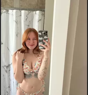 Add me on telegram Laurenmary0 - photo 4