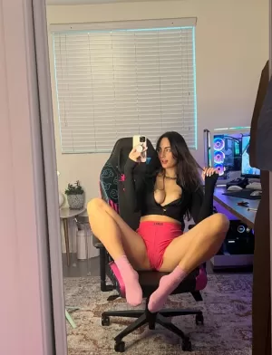 Sexcam available now  - photo 2