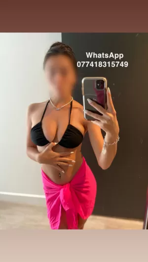 AVAILABLE TO HAVE AN UNFORGETTABLE TIME - photo 1