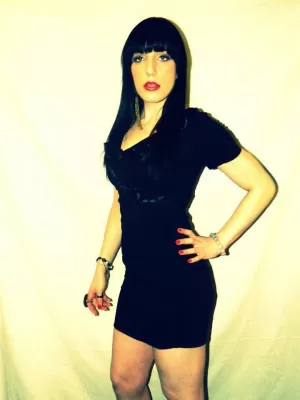 Essex Girl looking always - photo 4