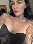Am Available for sex paid 
