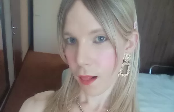 Sexy little slut at your disposal - photo 6