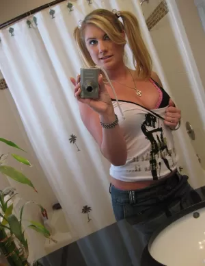 Looking partner for fuck - photo 1