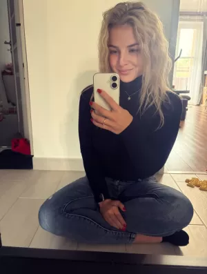 Hello i m in bristol - photo 2