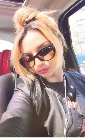 Eat my pussy then fu ck me - photo 2