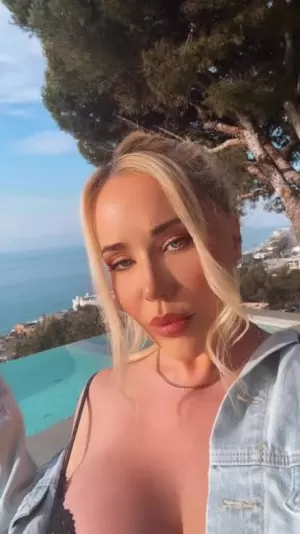 I am available for both In call and outcall  - photo 2