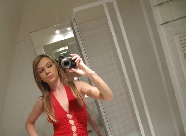 Looking FUCK Partner - photo 2