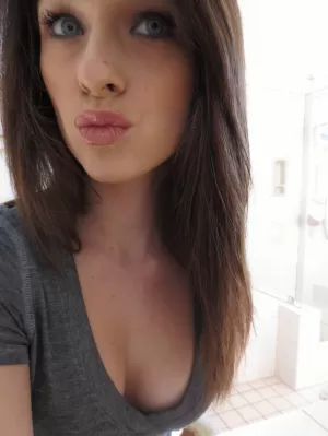 LOOKING FUCK PARTNER - photo 2