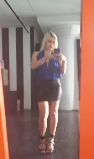 Looking Interested Person for FUCK - photo 3