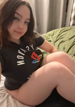 SweetGal Here AVAILABLE FOR INCALLS AND OUTCALLS - photo 1