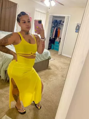 Im home alone with my slippery reddish pussy xx - photo 2