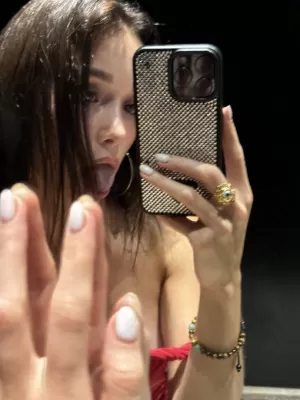 HOT AND SEXY - photo 3