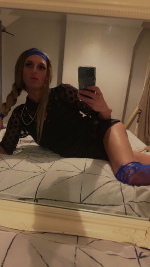 H0RNY BEAUTIFUL TGIRL ESCORT IN ROTHERHAM - photo 2