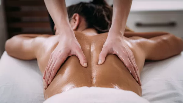 Hung Masseur Offering Body Oil Massages For Mature Women Whatsapp07964006027 - photo 3